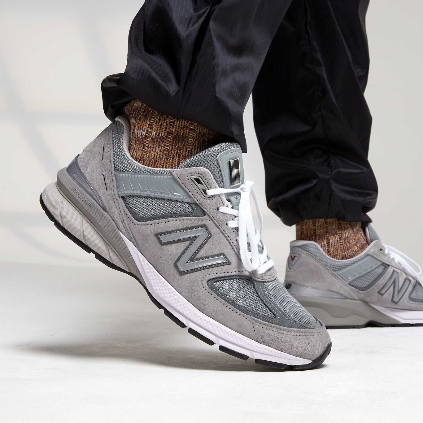 Men's Made in US 990v5 - New Balance